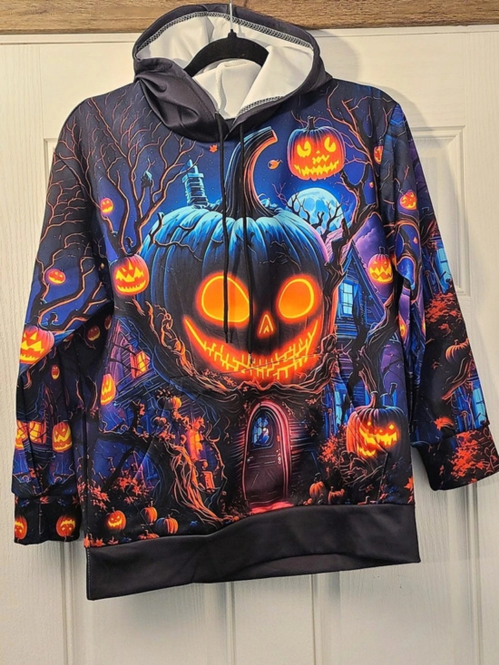 Halloween Printed Hoodie Size XS NWT